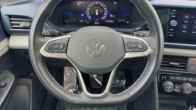 2024 Volkswagen Taos SE 4Motion