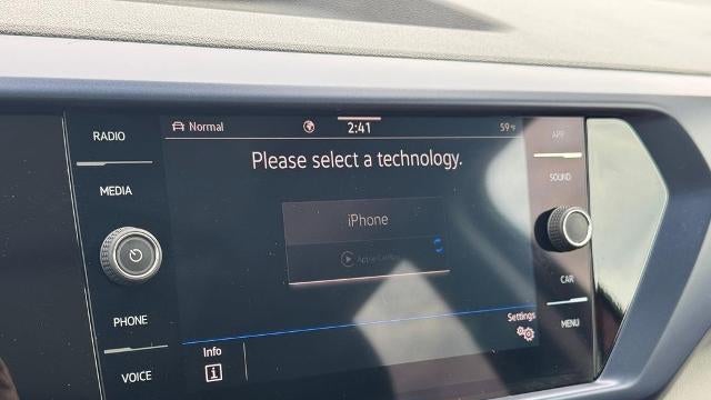 2024 Volkswagen Taos SE 4Motion