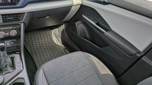 2024 Volkswagen Taos SE 4Motion
