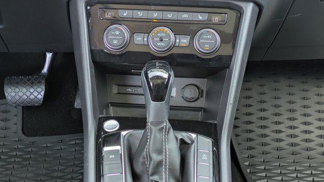 2024 Volkswagen Taos SE 4Motion