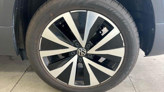 2022 Volkswagen Taos SE 4Motion