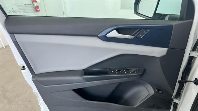 2022 Volkswagen Taos SE 4Motion