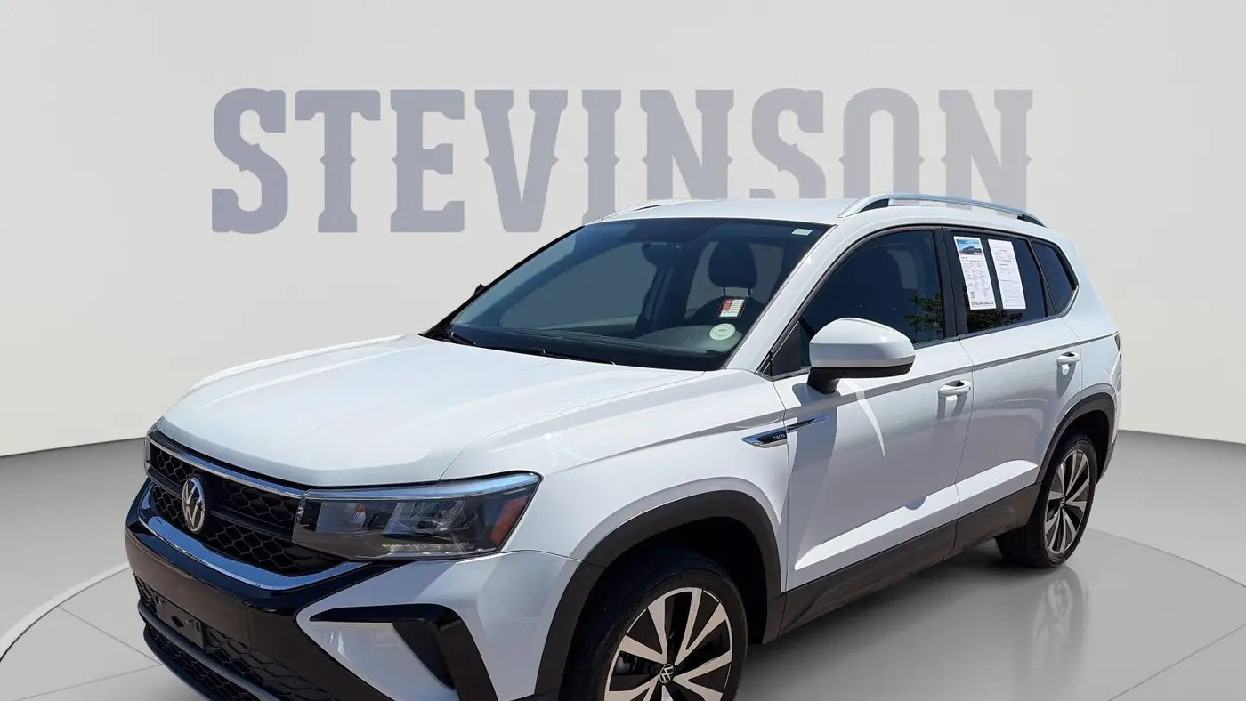 Preowned 2022 Volkswagen Taos SE 4Motion for Sale
