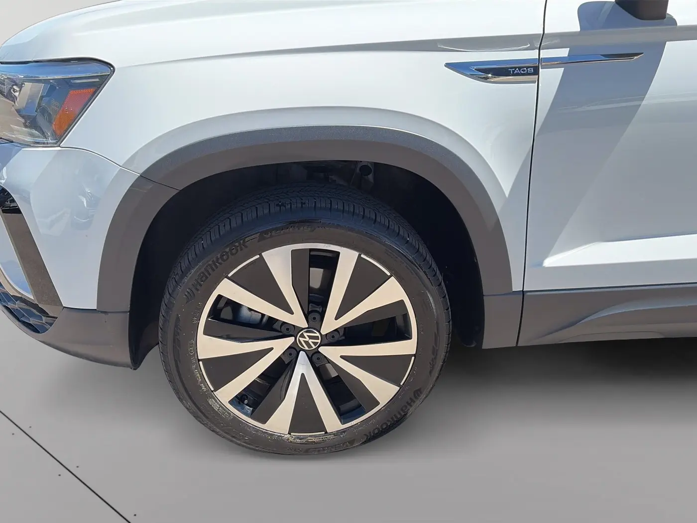 2022 Volkswagen Taos - $19,100