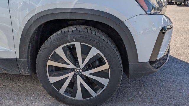 2022 Volkswagen Taos SE 4Motion