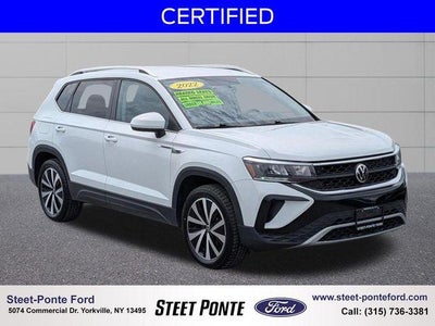 Photo of a 2022 Volkswagen Taos AWD SE 4motion 4DR SUV for sale