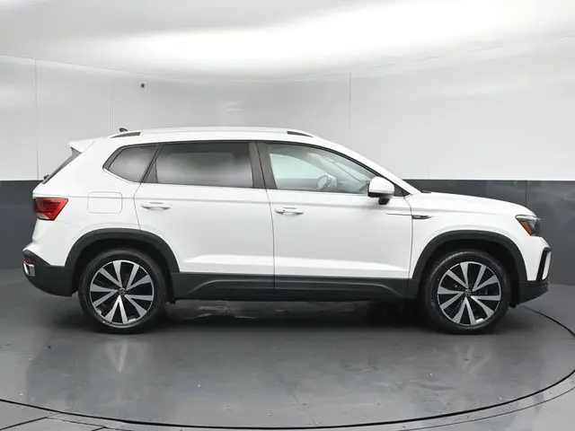 2022 Volkswagen Taos - $19,295