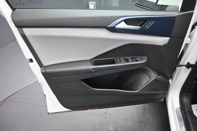2022 Volkswagen Taos - $19,295