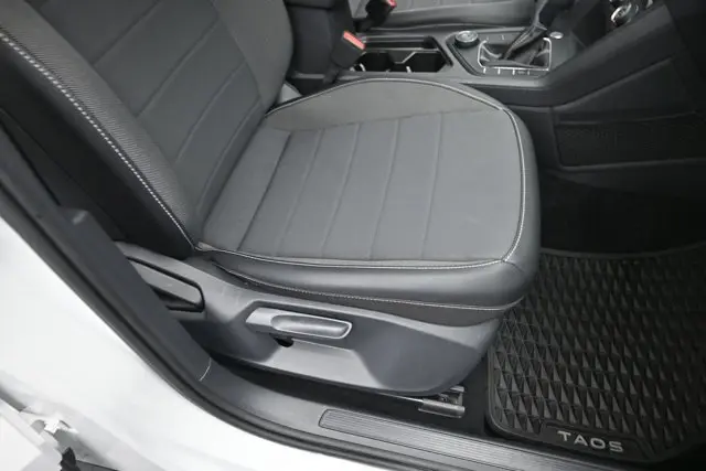 2022 Volkswagen Taos - $19,295