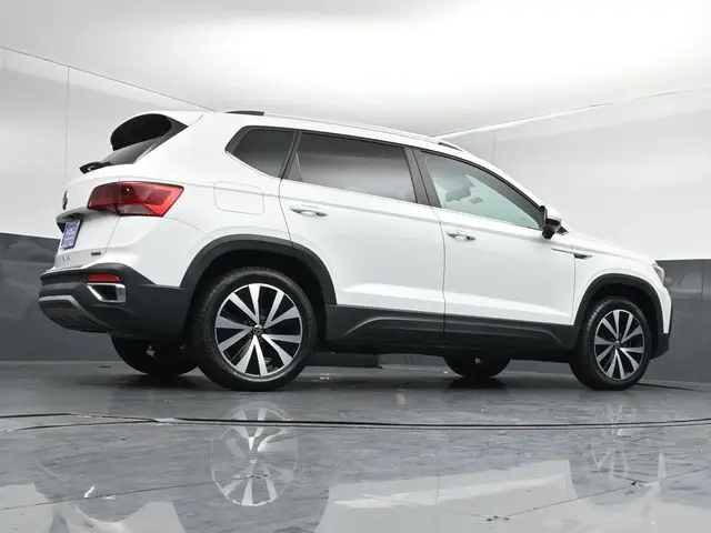 2022 Volkswagen Taos - $19,295