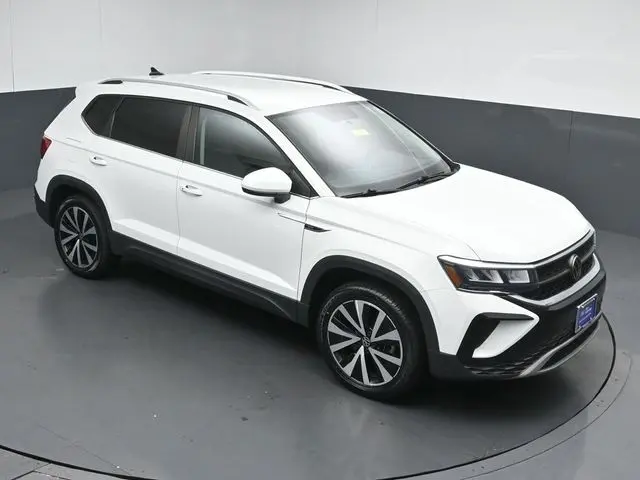 2022 Volkswagen Taos - $19,295