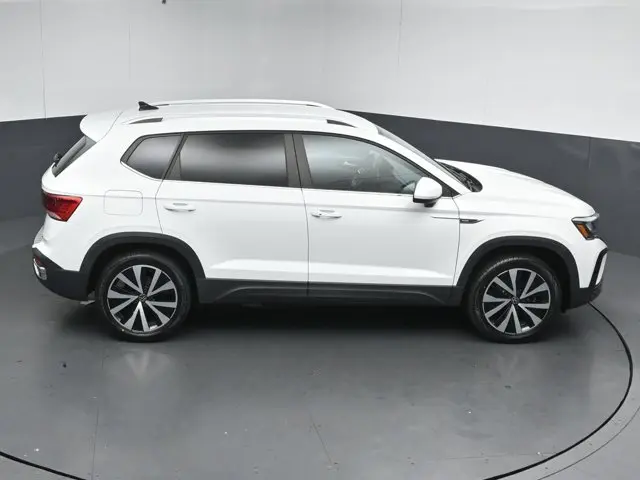 2022 Volkswagen Taos - $19,295