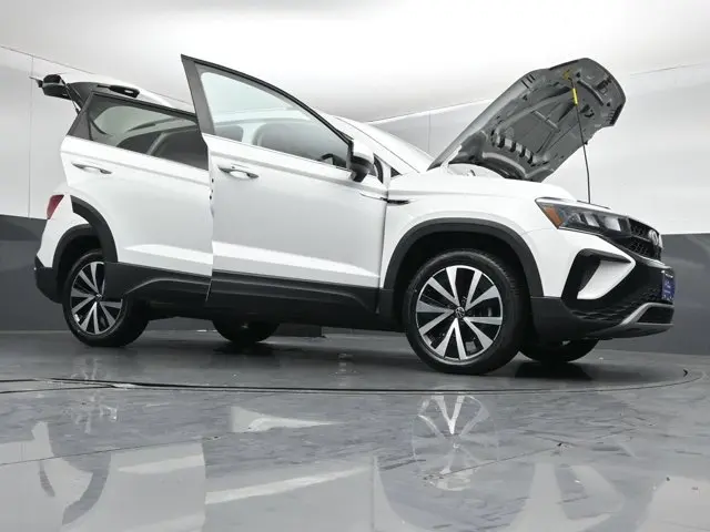 2022 Volkswagen Taos - $19,295