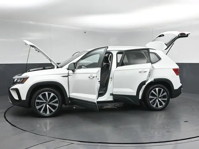 2022 Volkswagen Taos - $19,295