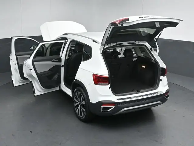 2022 Volkswagen Taos - $19,295