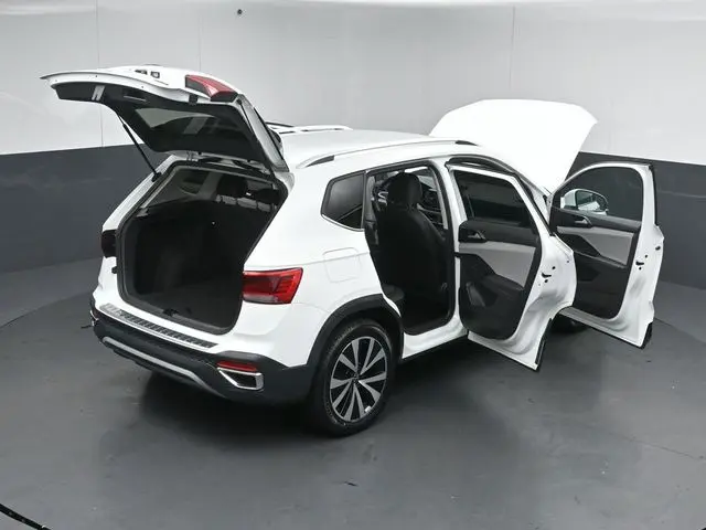 2022 Volkswagen Taos - $19,295