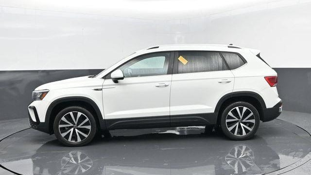 2022 Volkswagen Taos SE 4Motion