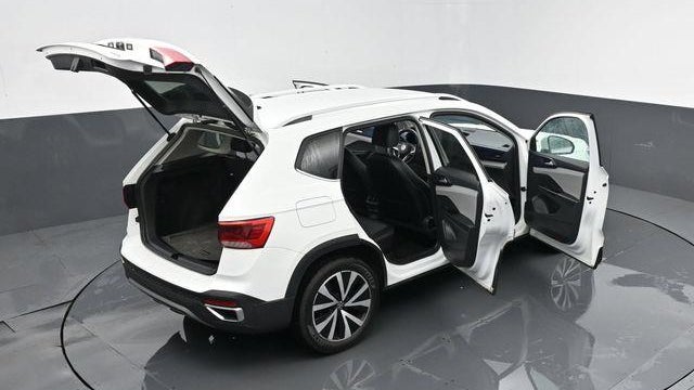 2022 Volkswagen Taos SE 4Motion