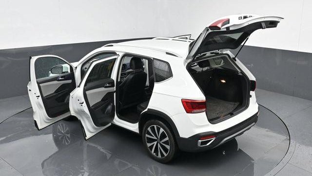 2022 Volkswagen Taos SE 4Motion