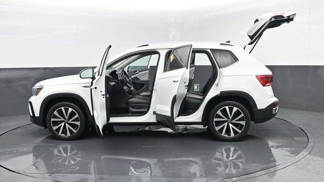 2022 Volkswagen Taos SE 4Motion