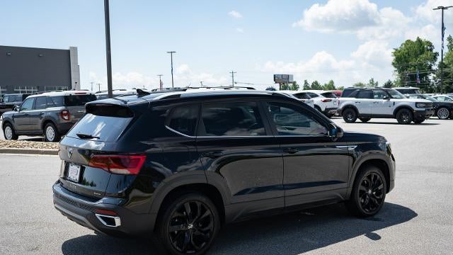 2022 Volkswagen Taos SE 4Motion