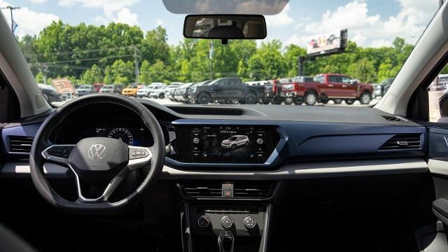 2022 Volkswagen Taos SE 4Motion
