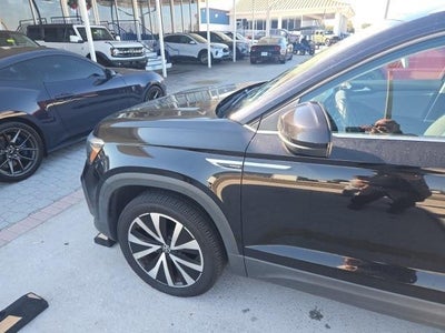 2022 Volkswagen Taos AWD SE 4motion 4DR SUV