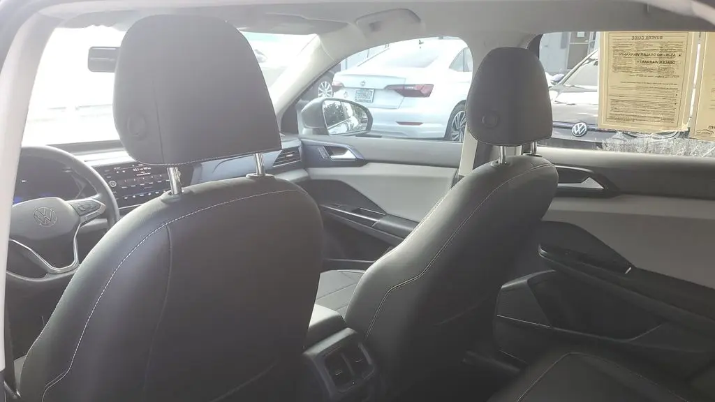 2022 Volkswagen Taos SE 4Motion