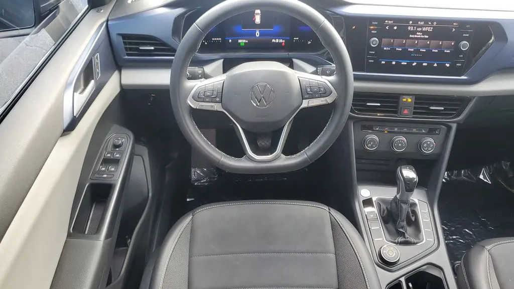 2022 Volkswagen Taos SE 4Motion