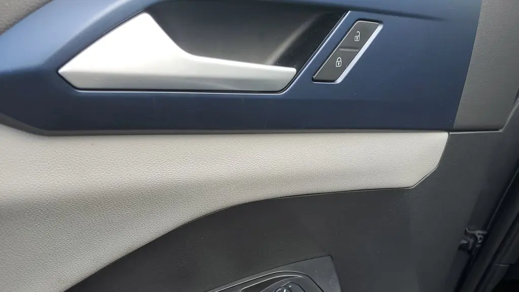 2022 Volkswagen Taos SE 4Motion