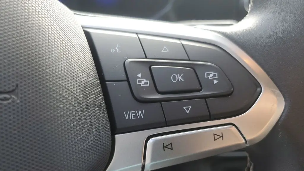 2022 Volkswagen Taos SE 4Motion