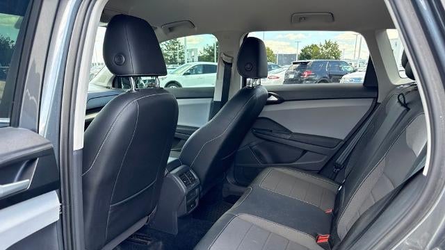 2022 Volkswagen Taos SE 4Motion
