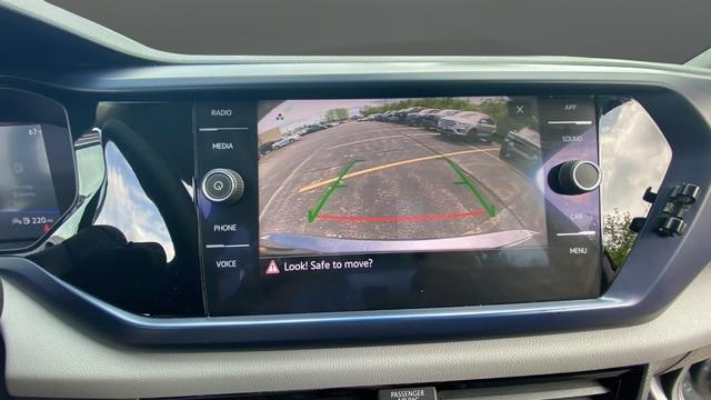 2022 Volkswagen Taos SE 4Motion