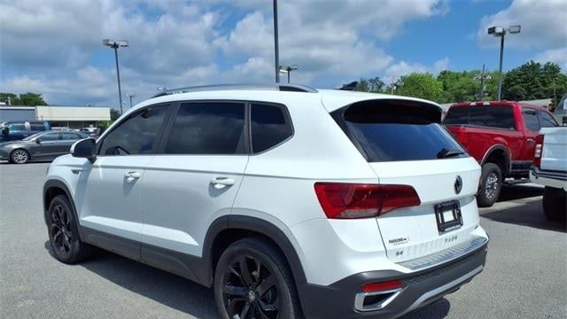 2023 Volkswagen Taos SE 4Motion