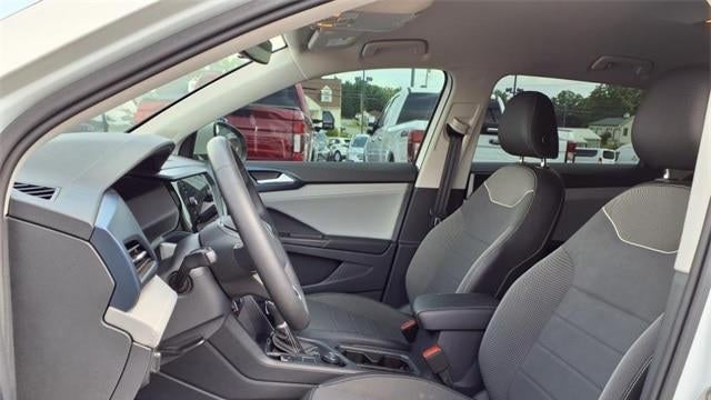 2023 Volkswagen Taos SE 4Motion