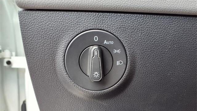 2023 Volkswagen Taos SE 4Motion