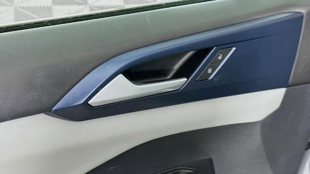 2023 Volkswagen Taos SE 4Motion