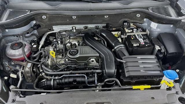 2023 Volkswagen Taos SE 4Motion