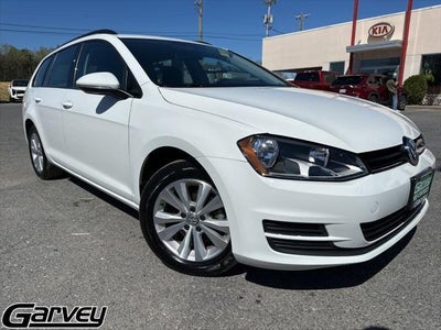 2017 Volkswagen Golf Sportwagen AWD TSI S 4motion 4DR Wagon 6A