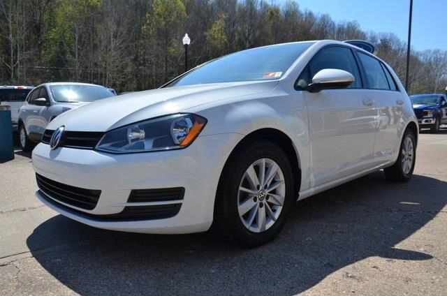 2016 Volkswagen Golf - $9,675