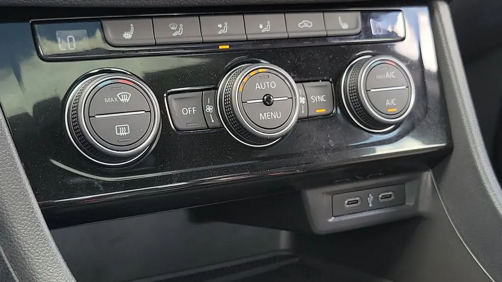 2023 Volkswagen Jetta GLI Autobahn
