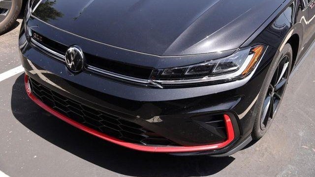2025 Volkswagen Jetta GLI Autobahn