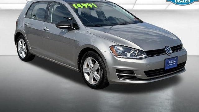 Preowned 2017 Volkswagen Golf TSI S for Sale