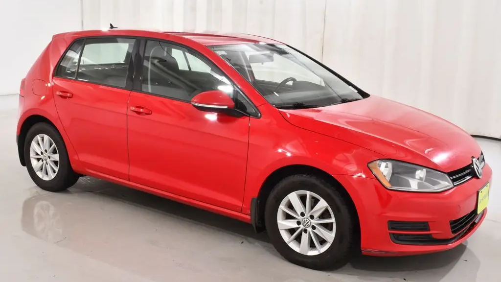 2017 Volkswagen Golf TSI S