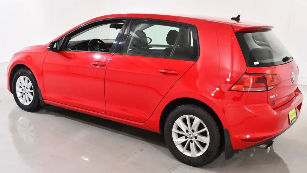 2017 Volkswagen Golf TSI S