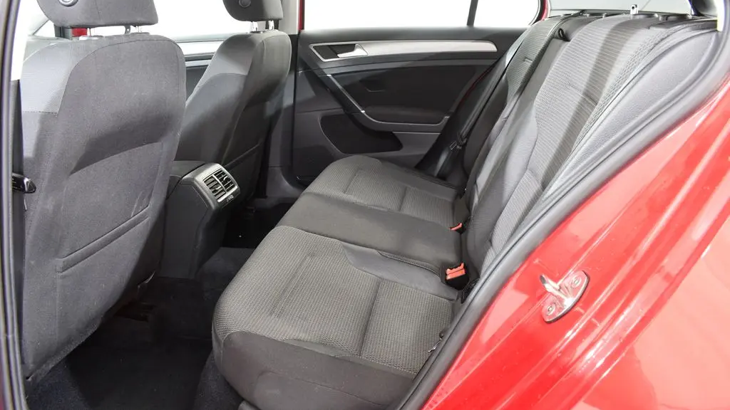 2017 Volkswagen Golf TSI S