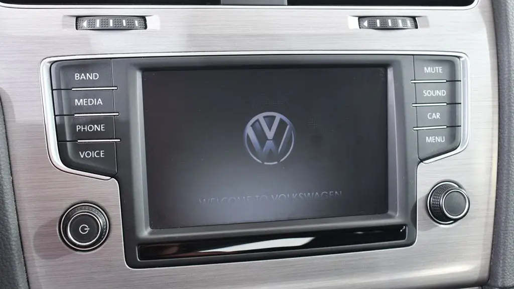 2017 Volkswagen Golf TSI S