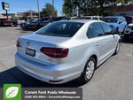 2016 Jetta Thumbnail 5