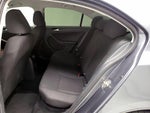 2016 Jetta Thumbnail 18