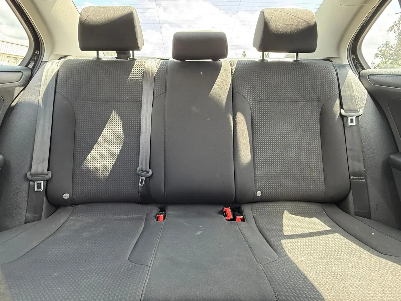 2016 Volkswagen Jetta - $7,450